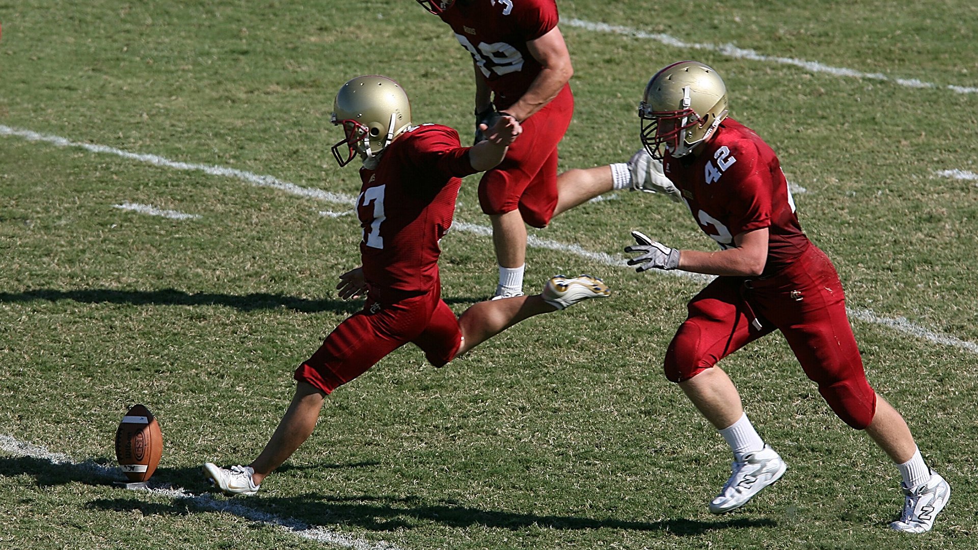 电影首映+跑步主题路演 影迷与主创一起跑进影院